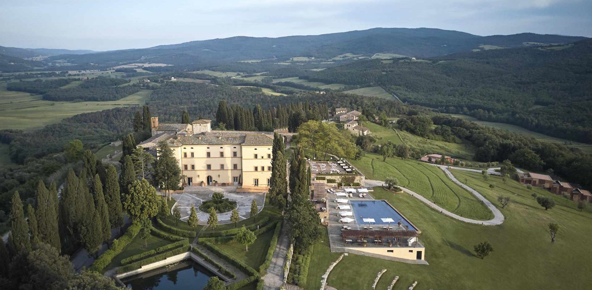 Italien Toscana Belmond Castello Di Casole Front1