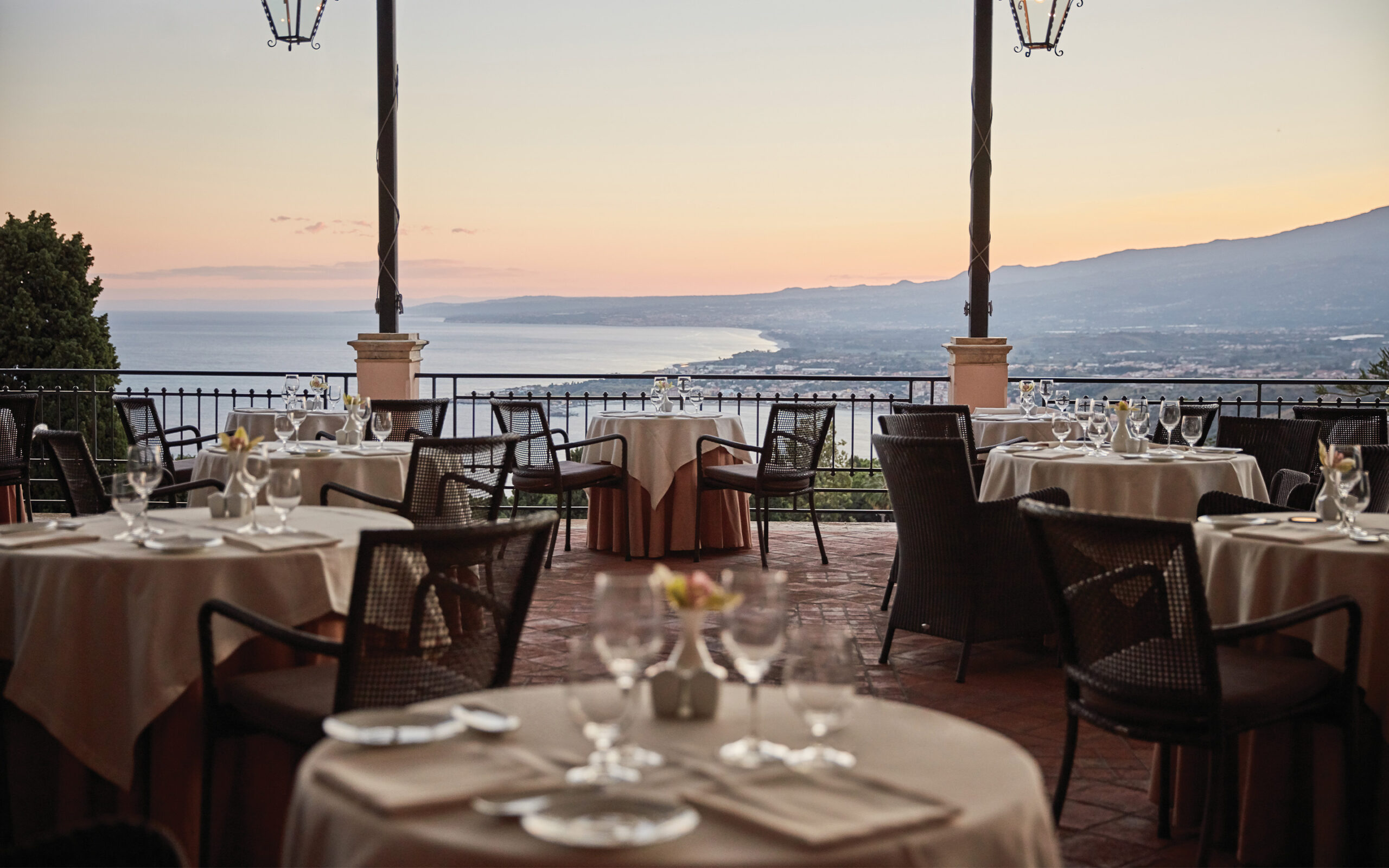 Italien Sicilien Belmond Grand Timeo View From The Restaurant