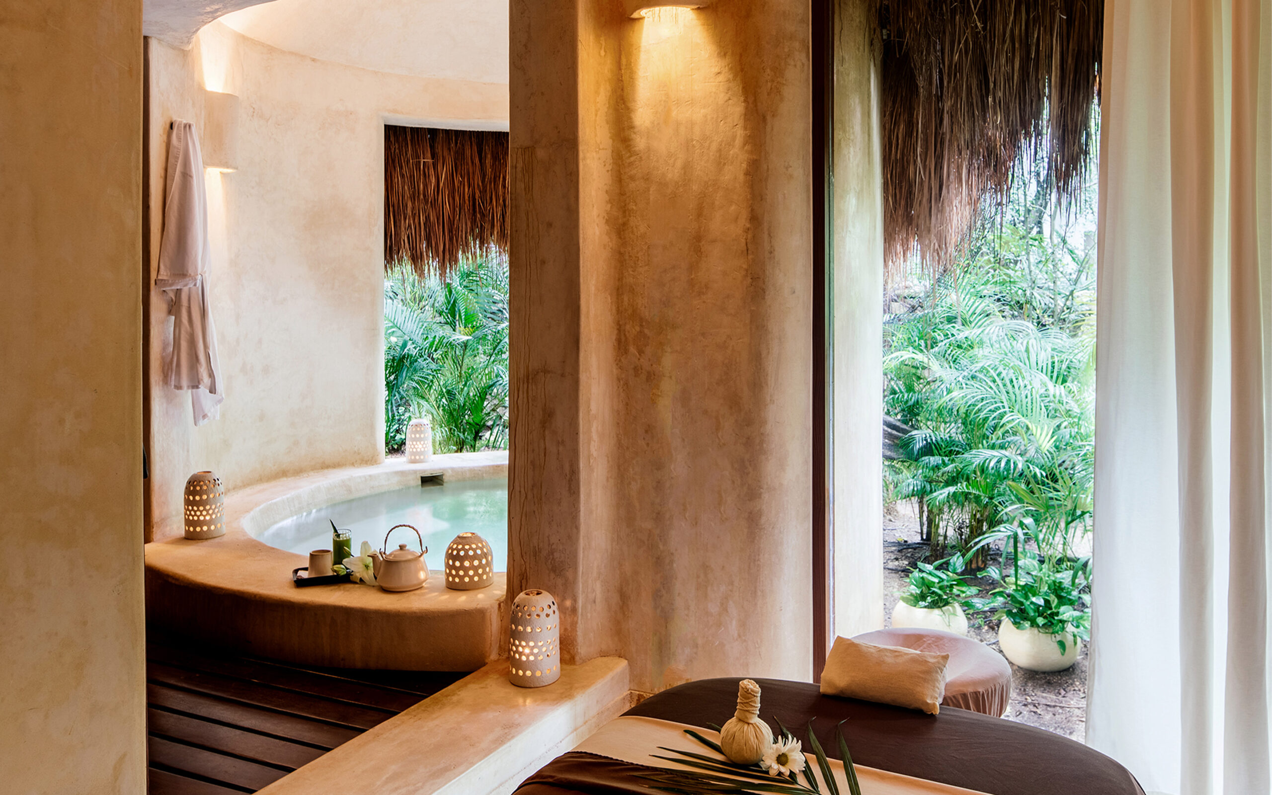 Mexico Tulum Hotel Esencia Spa Treatment Room