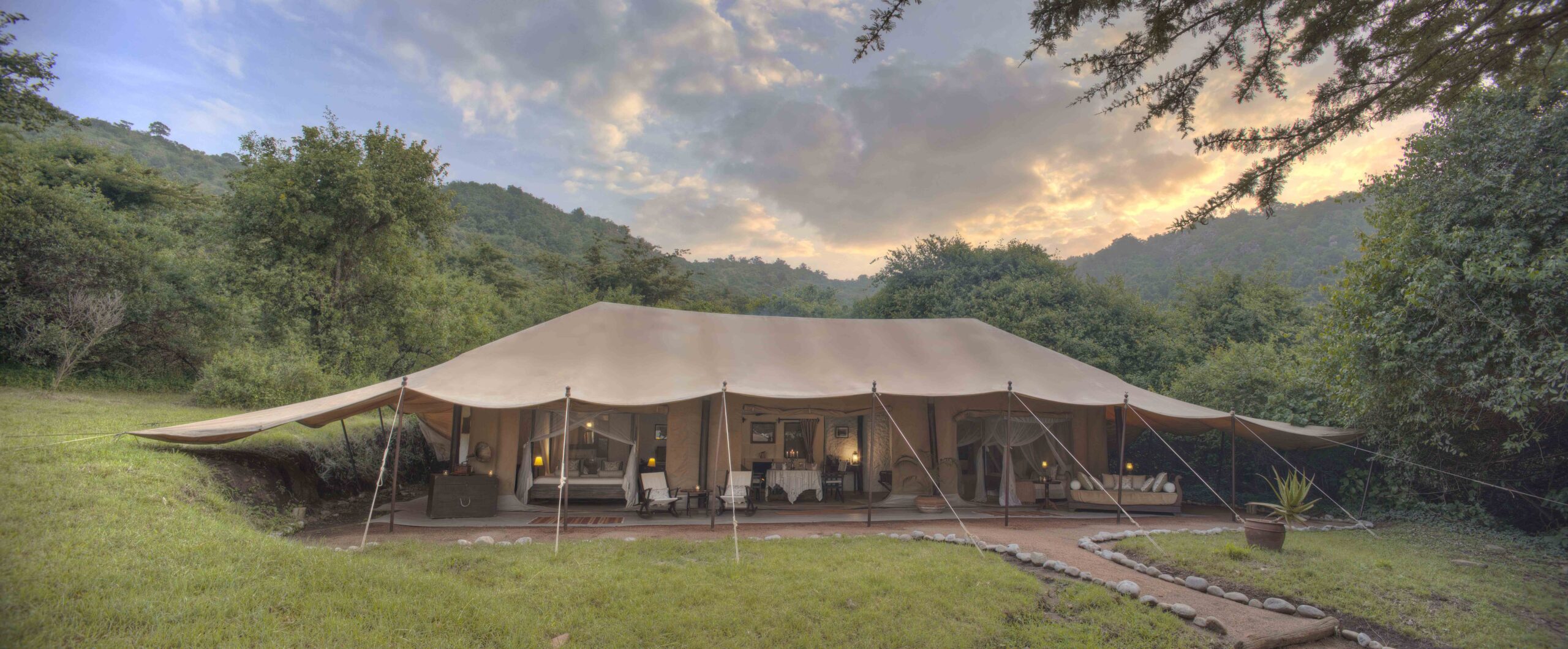 Kenya Masai Mara Cottar’s 1920’ Safari Camp Familie Telt Udendørs