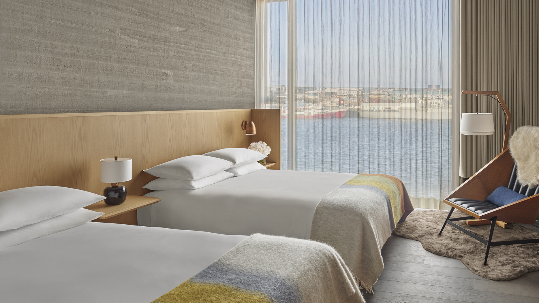 Island Reykjavik The Reykjavik Edition Guestroom Twin Harbor View