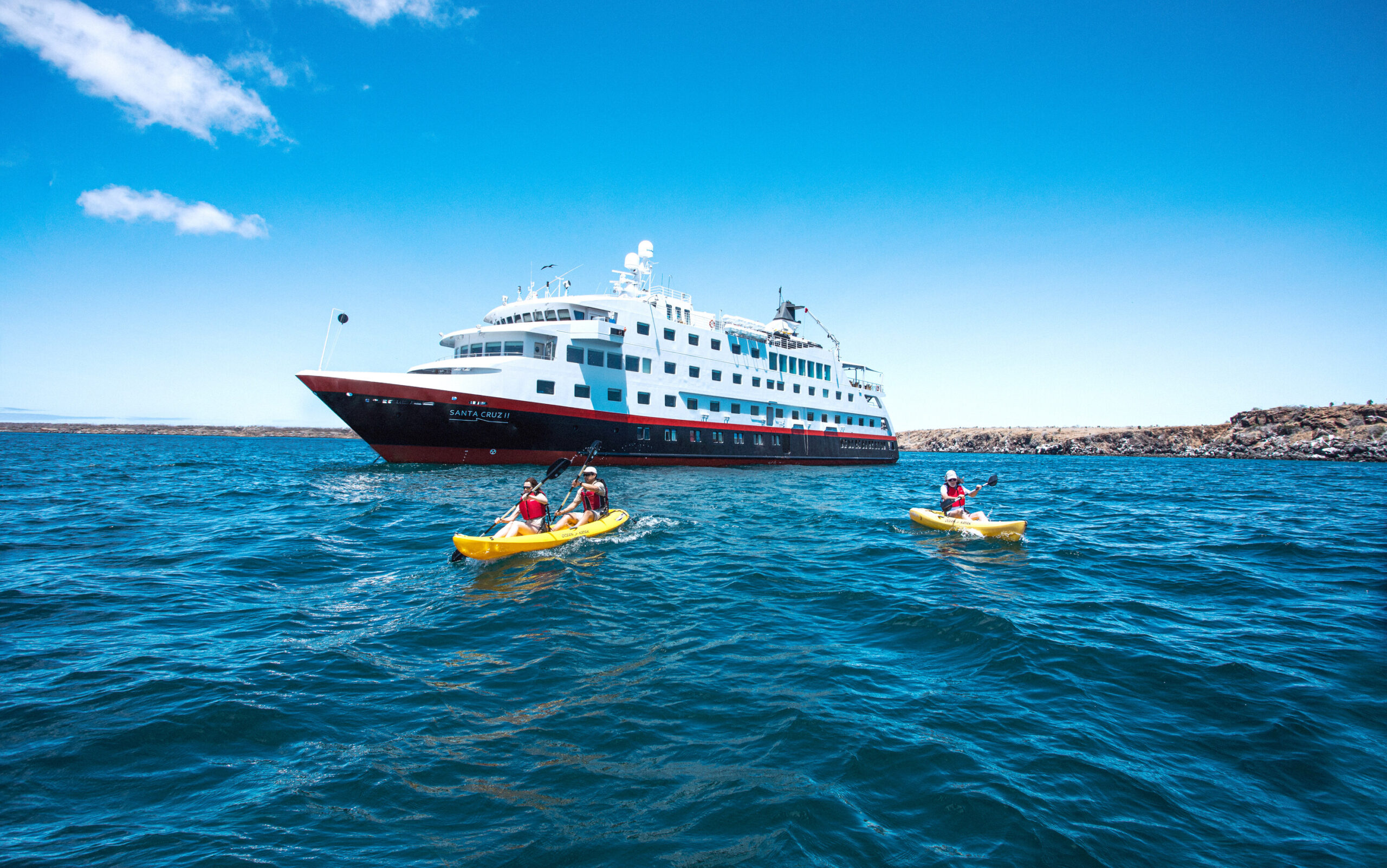 MS Santa Cruz II. Hurtigruten ekspeditionsskib på Galapagos