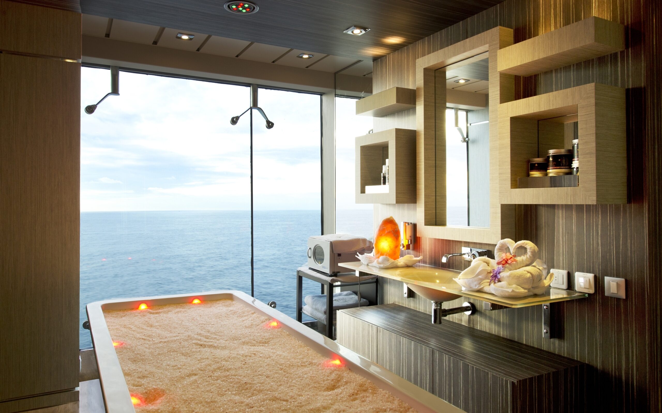 msc13012030 divina spa